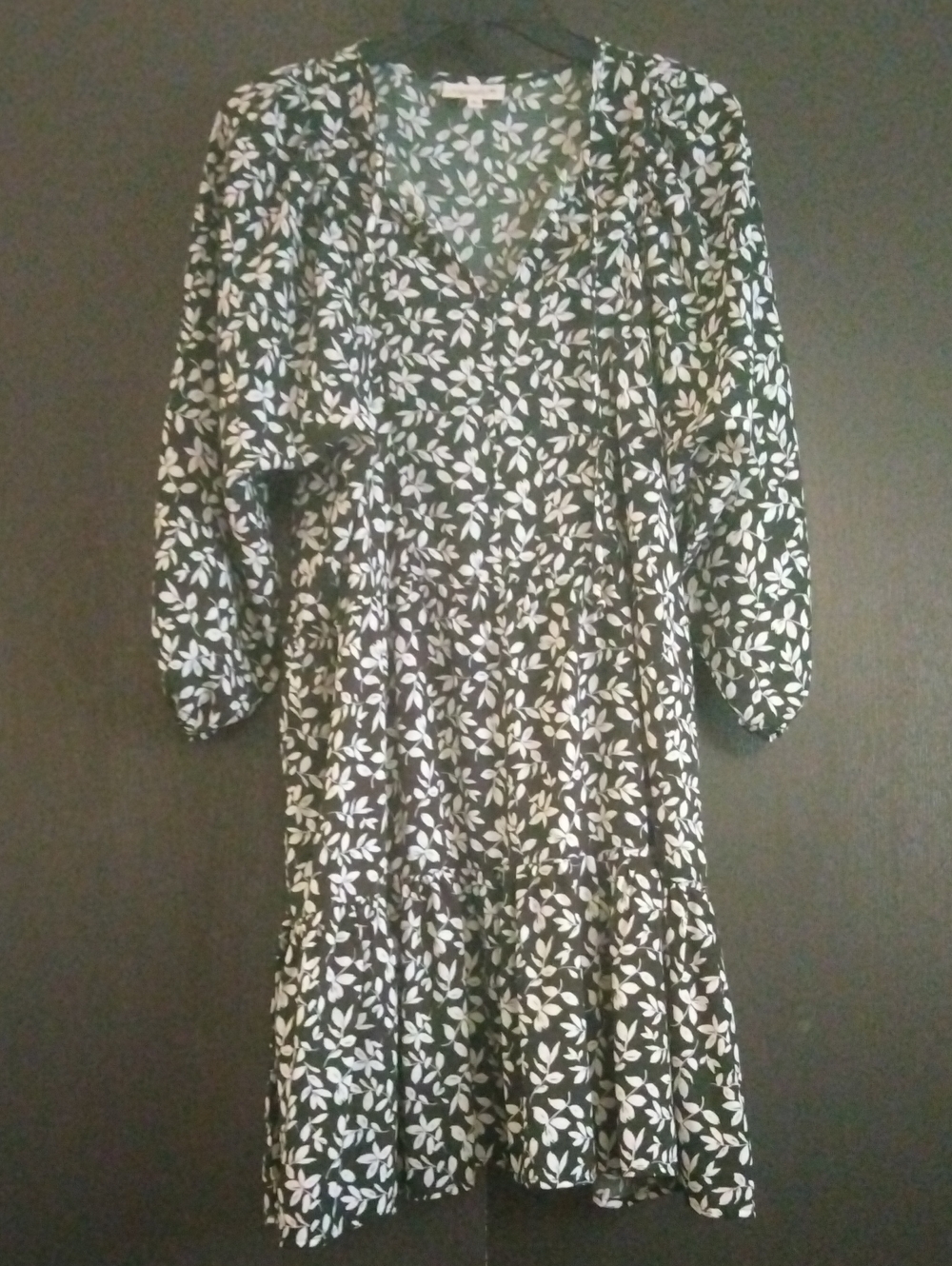 1990's Bobeau Black and White Floral Long Sleeve Dress